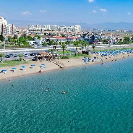 Apartman Grand Sapphire Hotel, Casino & Deluxe Residential *