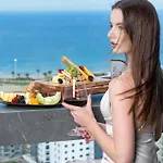 Grand Sapphire Hotel, Casino & Deluxe Residential