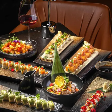 Апартаменты Grand Sapphire Hotel, Casino & Deluxe Residential